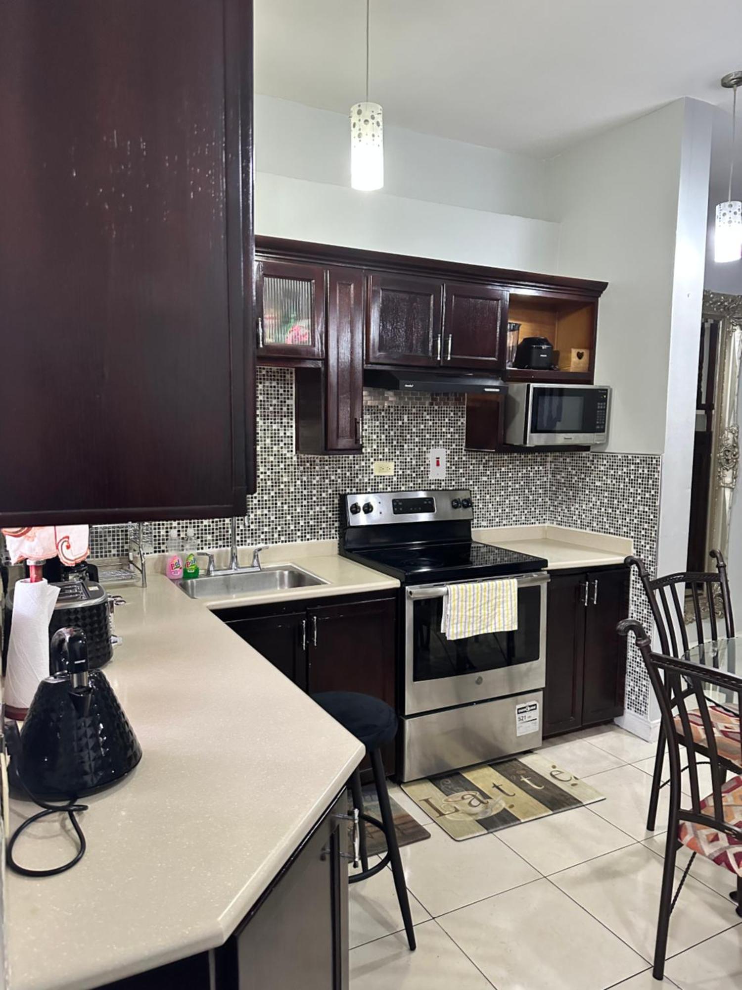 Escape At The Oasis- New Kingston Area -24Hrs Security, Elevator, Water Heater, Wifi Luaran gambar